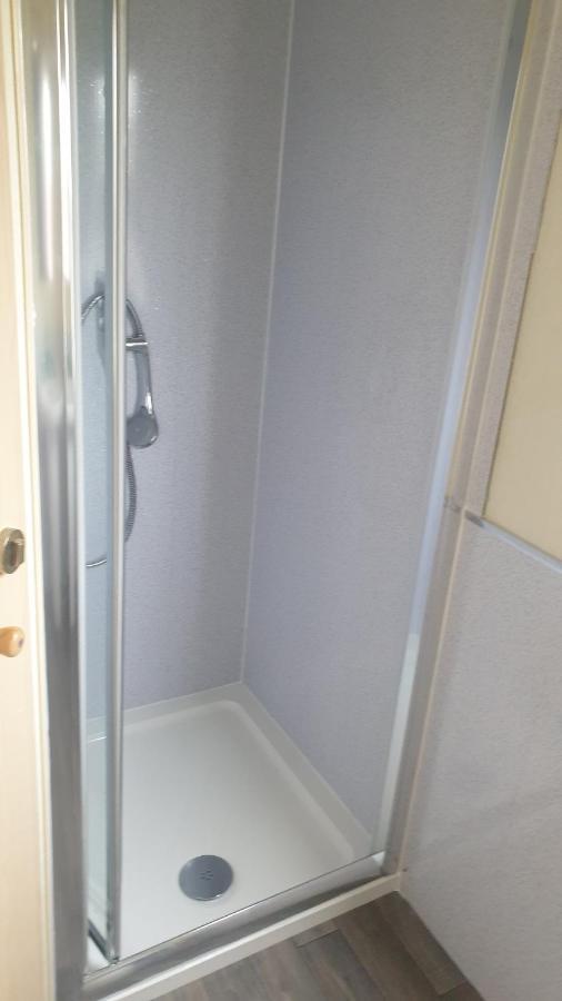 Holiday Home In Lyons Robin Hood Holiday Park Meliden Экстерьер фото
